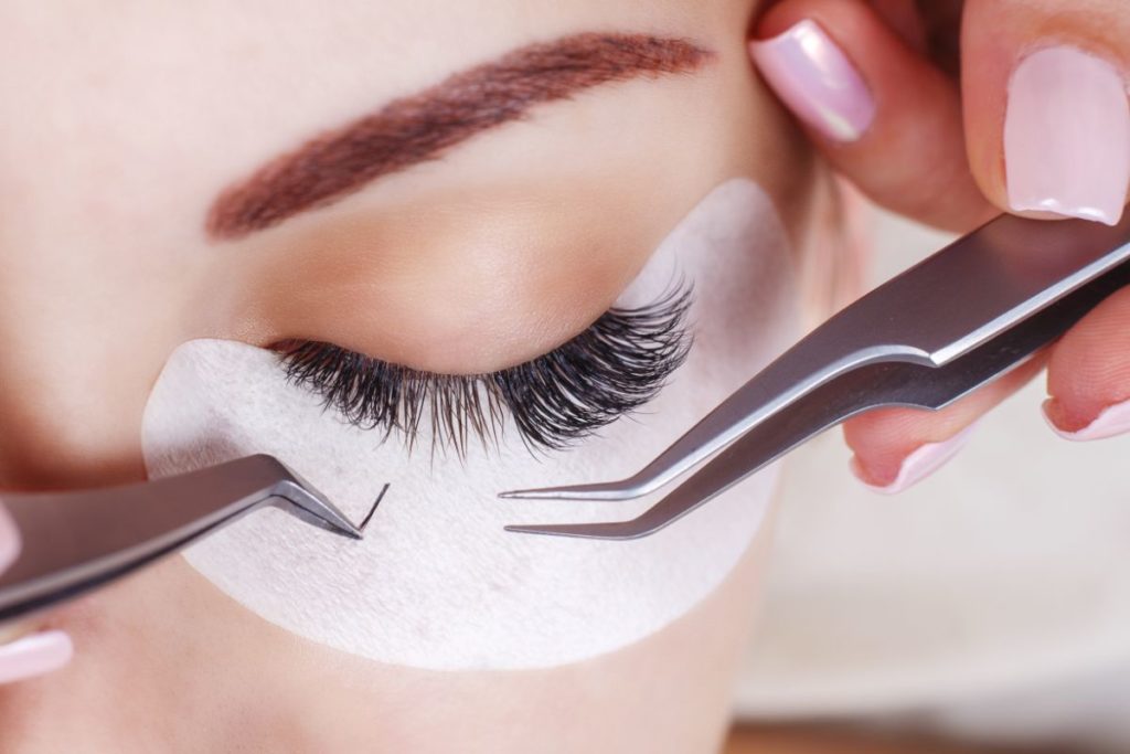 7. "Step-by-Step Tutorial: How to Create Nail Art That Complements Your Eyelash Extensions" - wide 1
